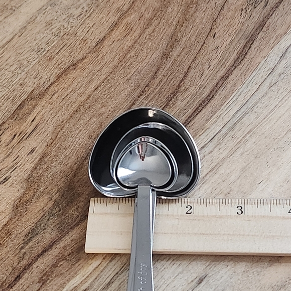 Heart Shaped Measuring Spoons - Picture 9 of 9